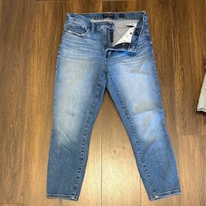 Lucky Brand mid rise crop Ava Medium Blue Denim Jeans